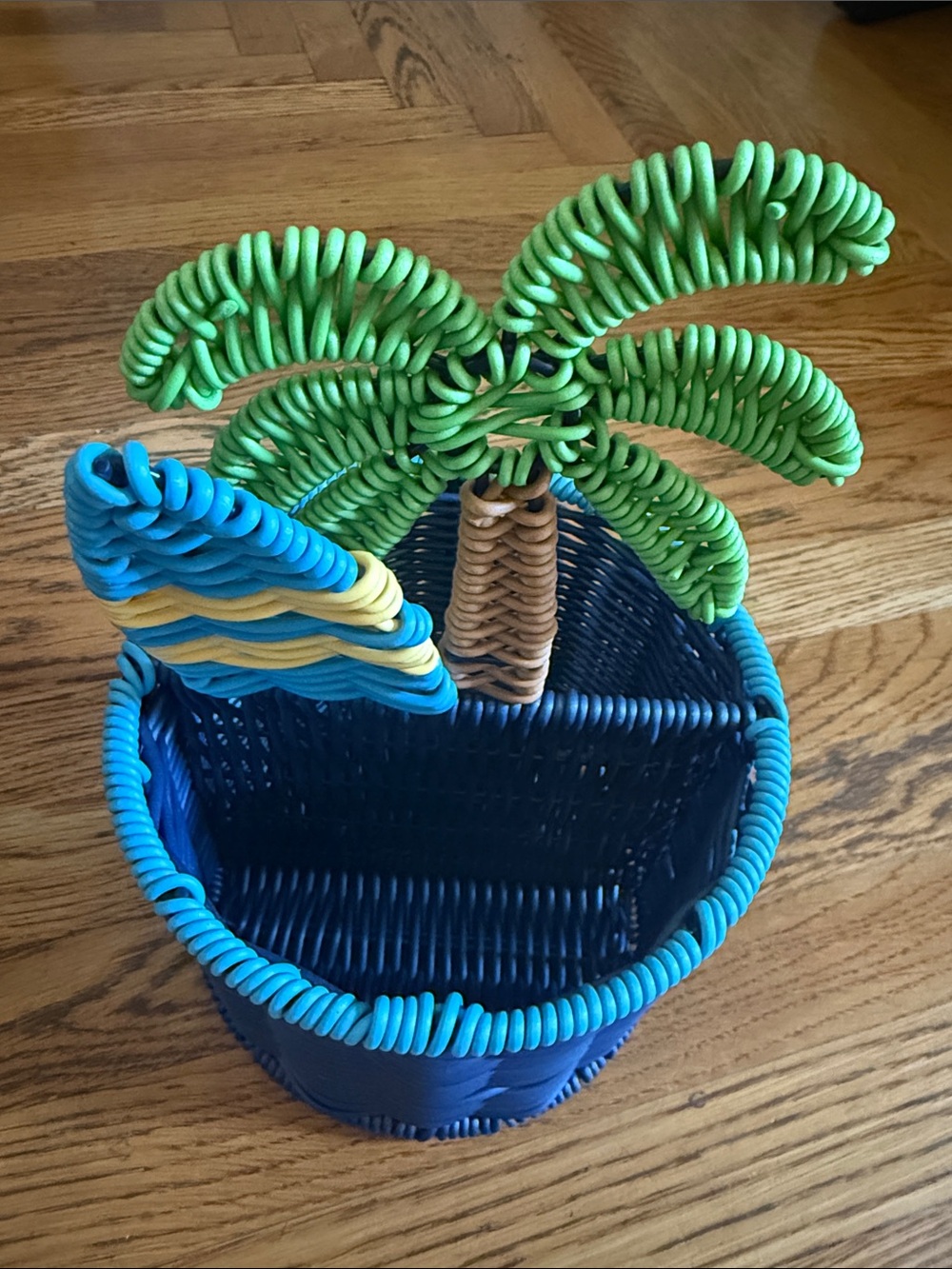 Blue & Green Woven Palm Tree and Surboard  Serving Basket NWT